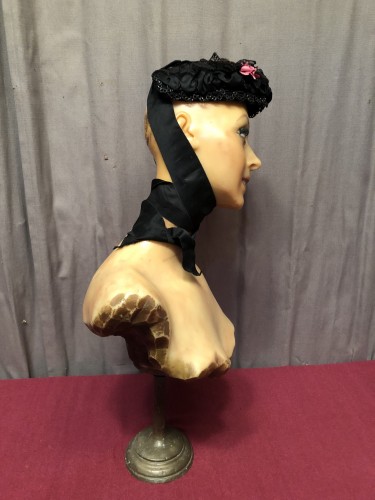 Ancien buste de mannequin en cire.