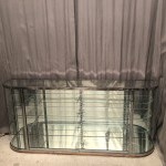 Paire de vitrines anciennes de magasin.