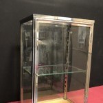 Old shop display cabinet to put on a piece of furniture, a table or a counter.(sold)