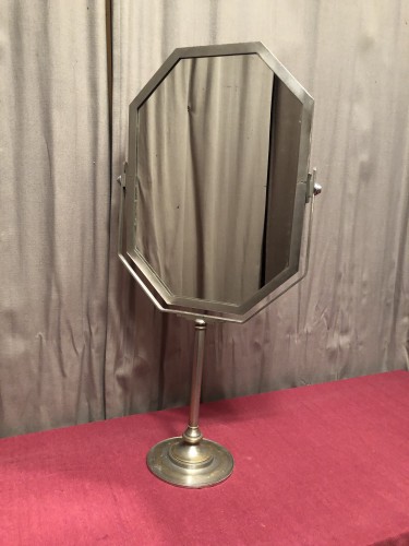 Ancien miroir de chapelier.