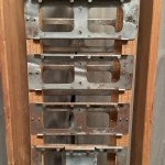 Ancien pr?sentoir ? cartes postales.