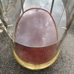 Ancienne vitrine de milieu, comptoir de magasin.