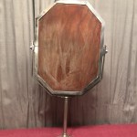 Ancien miroir de chapelier.